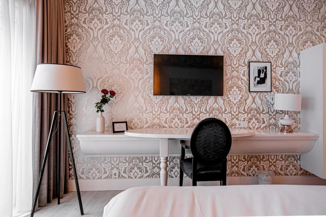 Le Theatre Hotell Maastricht Exteriör bild