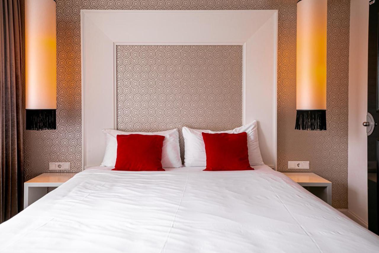 Le Theatre Hotell Maastricht Exteriör bild