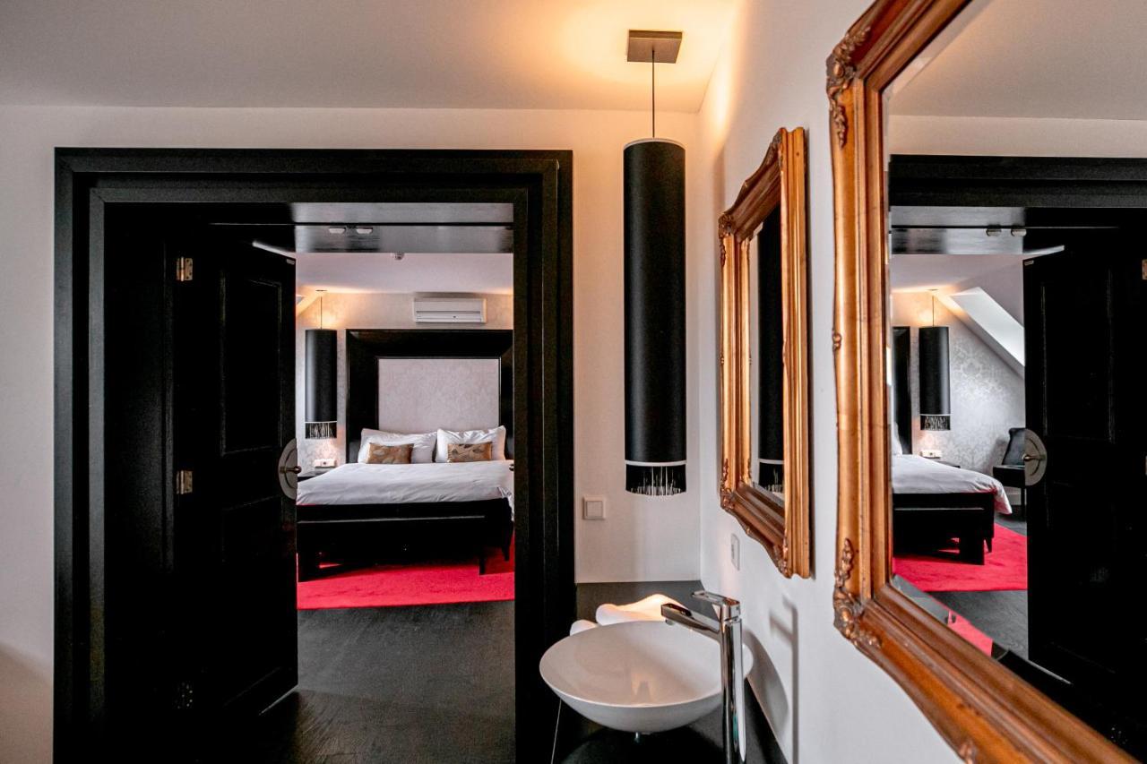 Le Theatre Hotell Maastricht Exteriör bild
